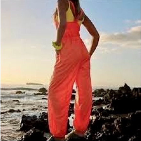 Free People movement Tropic sport one piece
Lightweight jumpsuit
Never worn - Picture 2 of 14